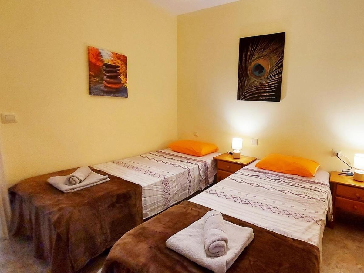 Modern And Centric With Air Conditioning - By Tenerifehints